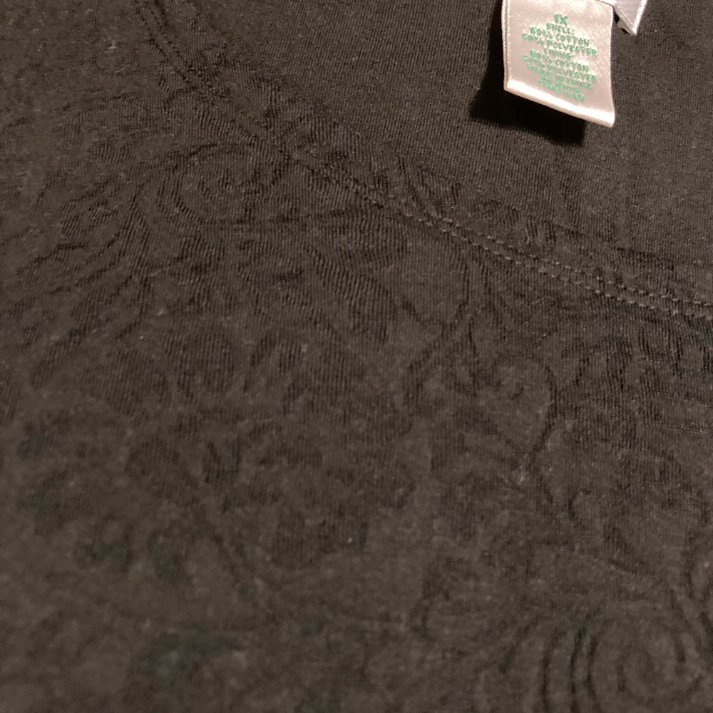 Laura Ashley Woman 1X short sleeved top - black